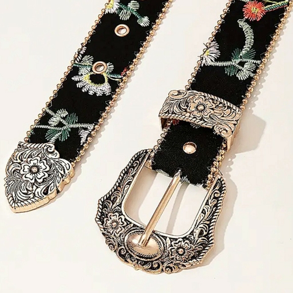 Western Black Goldtone Embossed Flower Embroidered Rancher Belt Buckle Boho New - Picture 3 of 9